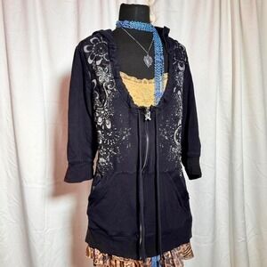 Seven7 Graphic Zip Hoodie – Women's XL (18/20)